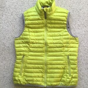 Eddie Bauer Woman’s Travex 700 Down Fill Puffer Vest